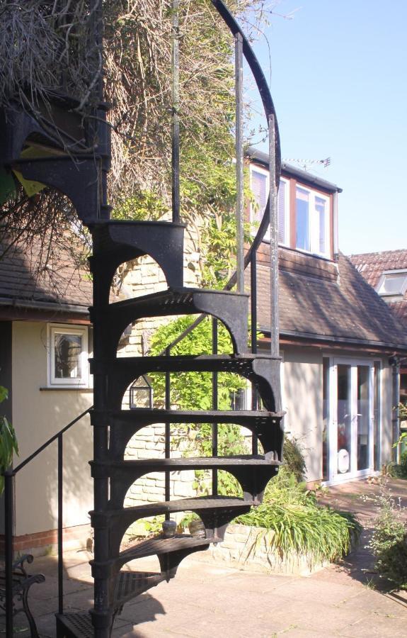 Sandford Meadow Guest House Kennington  Bagian luar foto