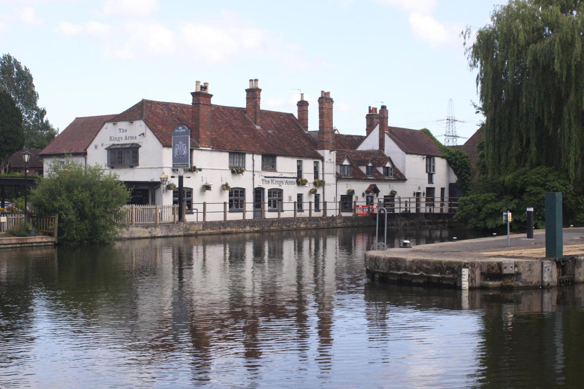Sandford Meadow Guest House Kennington  Bagian luar foto